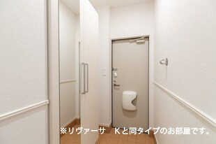 サンフラワー　Ａの物件内観写真